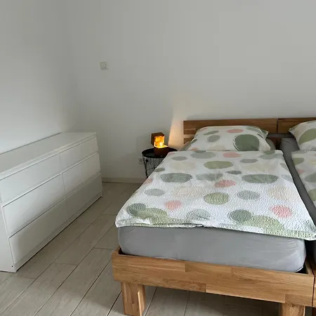 06 Apartment Zweinig